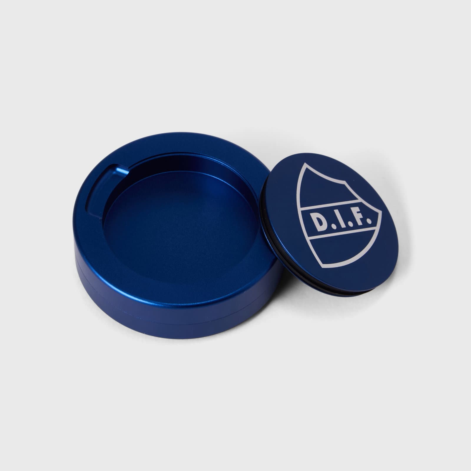 SNUSDOSA SNUSDOSA METALLIC SKÖLD - undefined 2 - DJURGÅRDSBUTIKEN