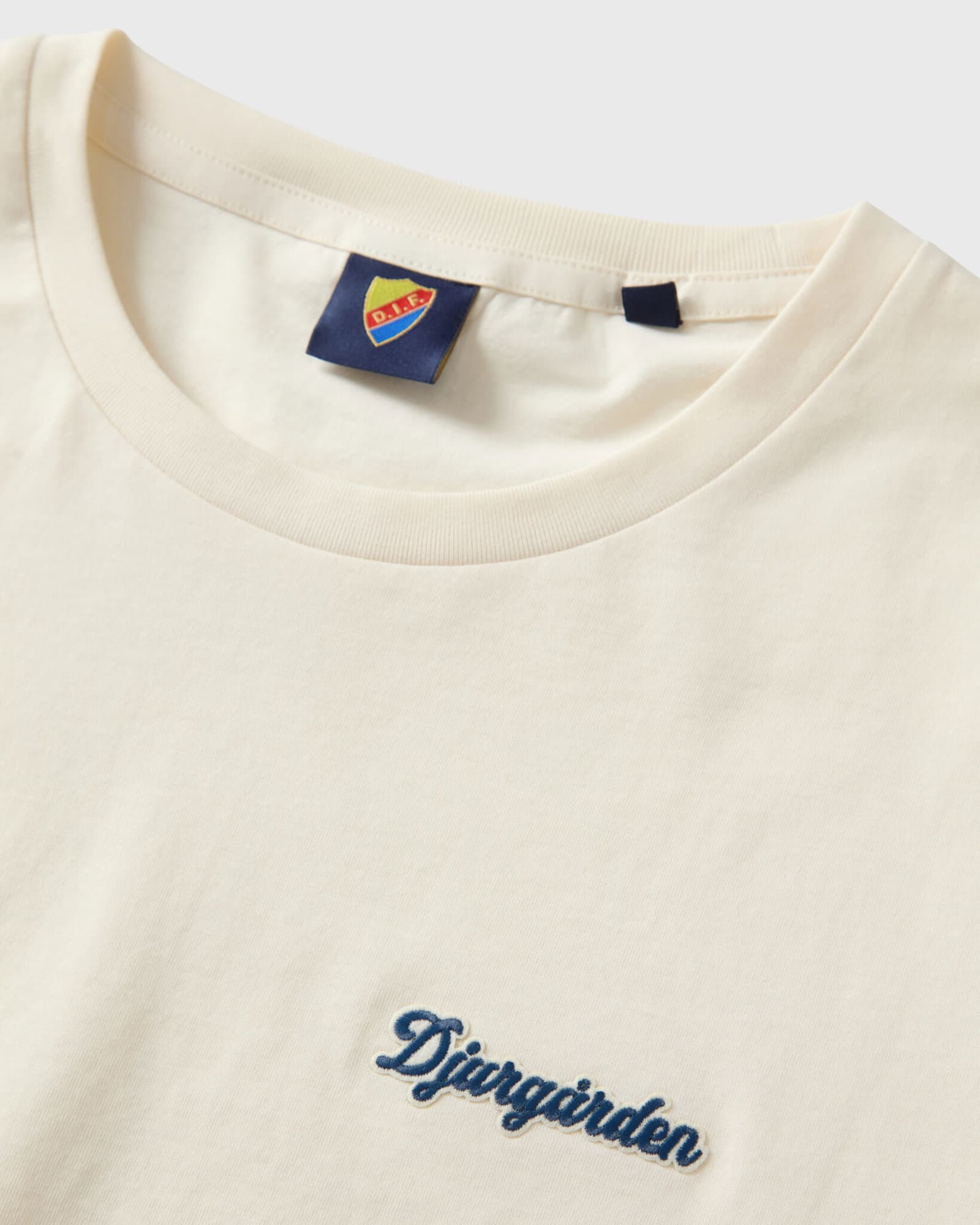 T-shirt T-shirt dam off white djurgården brodyr - undefined 3 - DJURGÅRDSBUTIKEN